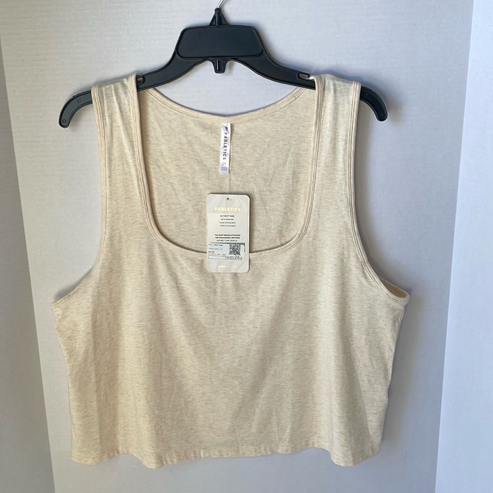 Fabletics Women's Size 3X  24/7 Britt Tank  NWT  Cropped
